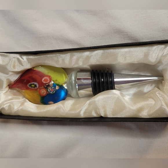 Fused Glass Wine Stopper - Picture 4 of 5
